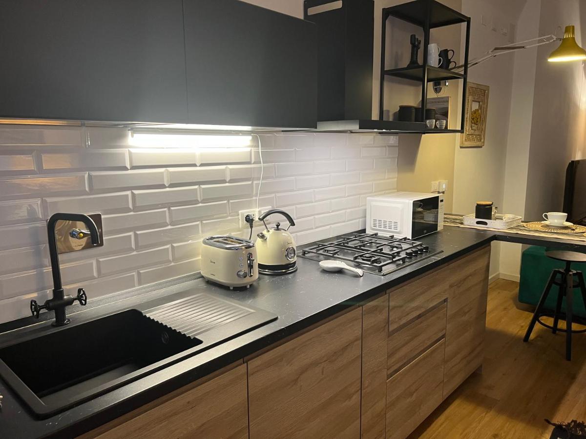 Housmart Senzanome 9/3 Apartment Bologna Ngoại thất bức ảnh