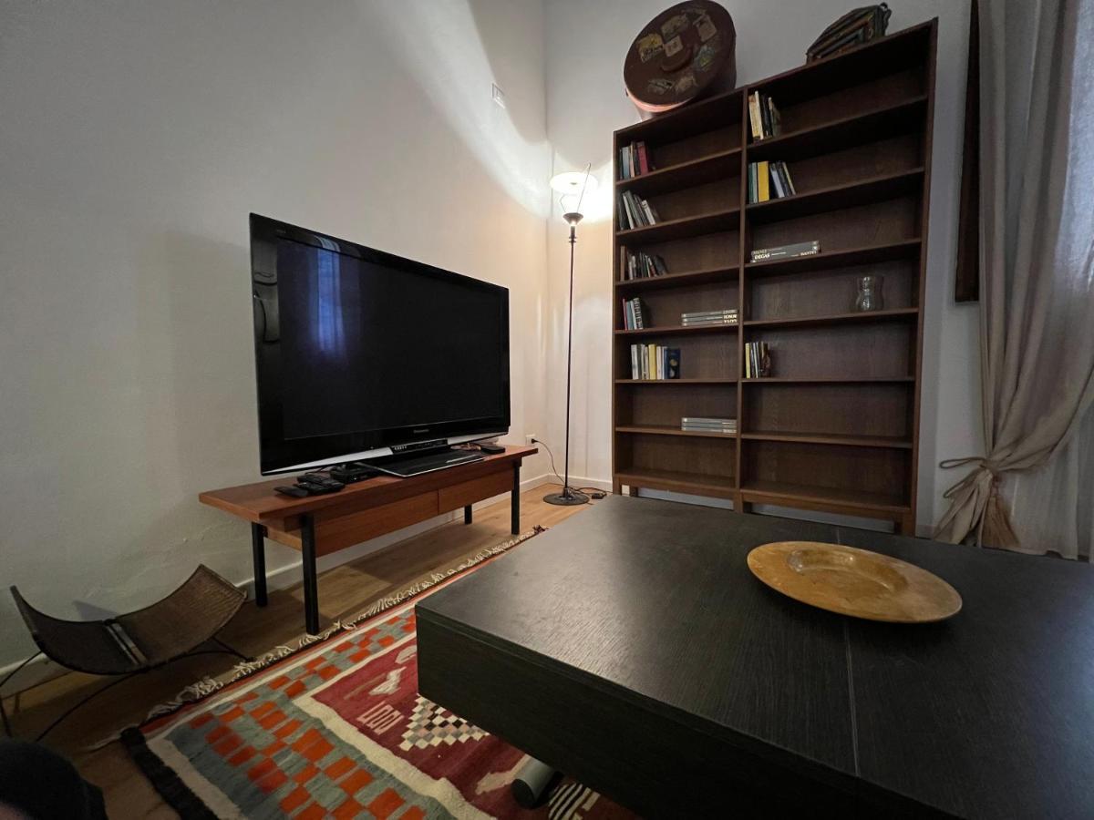 Housmart Senzanome 9/3 Apartment Bologna Ngoại thất bức ảnh